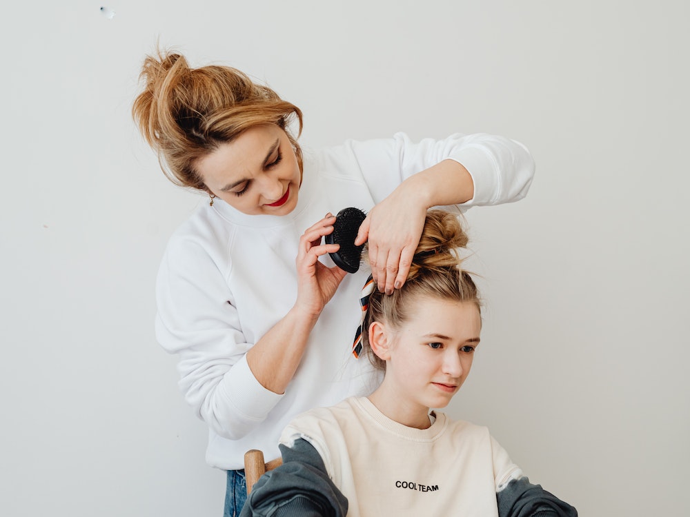 What are the Best Christmas Gifts for Hairdressers?