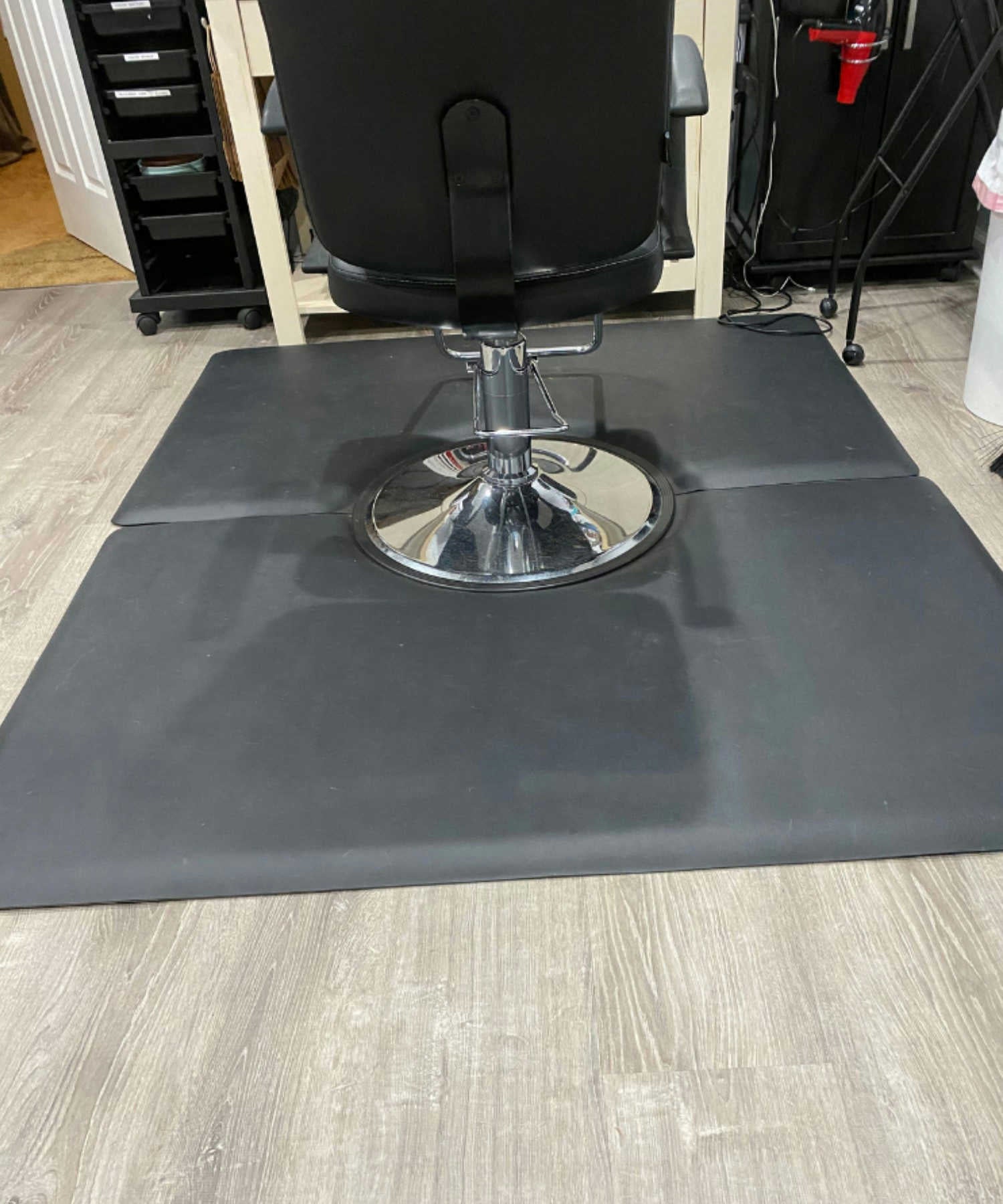 Robin-Marlatt's-Barber-Shop