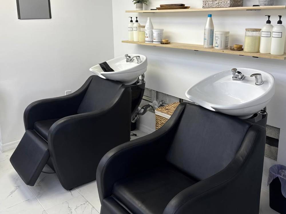 2026 Salon Guide: How to Build a Successful Salon